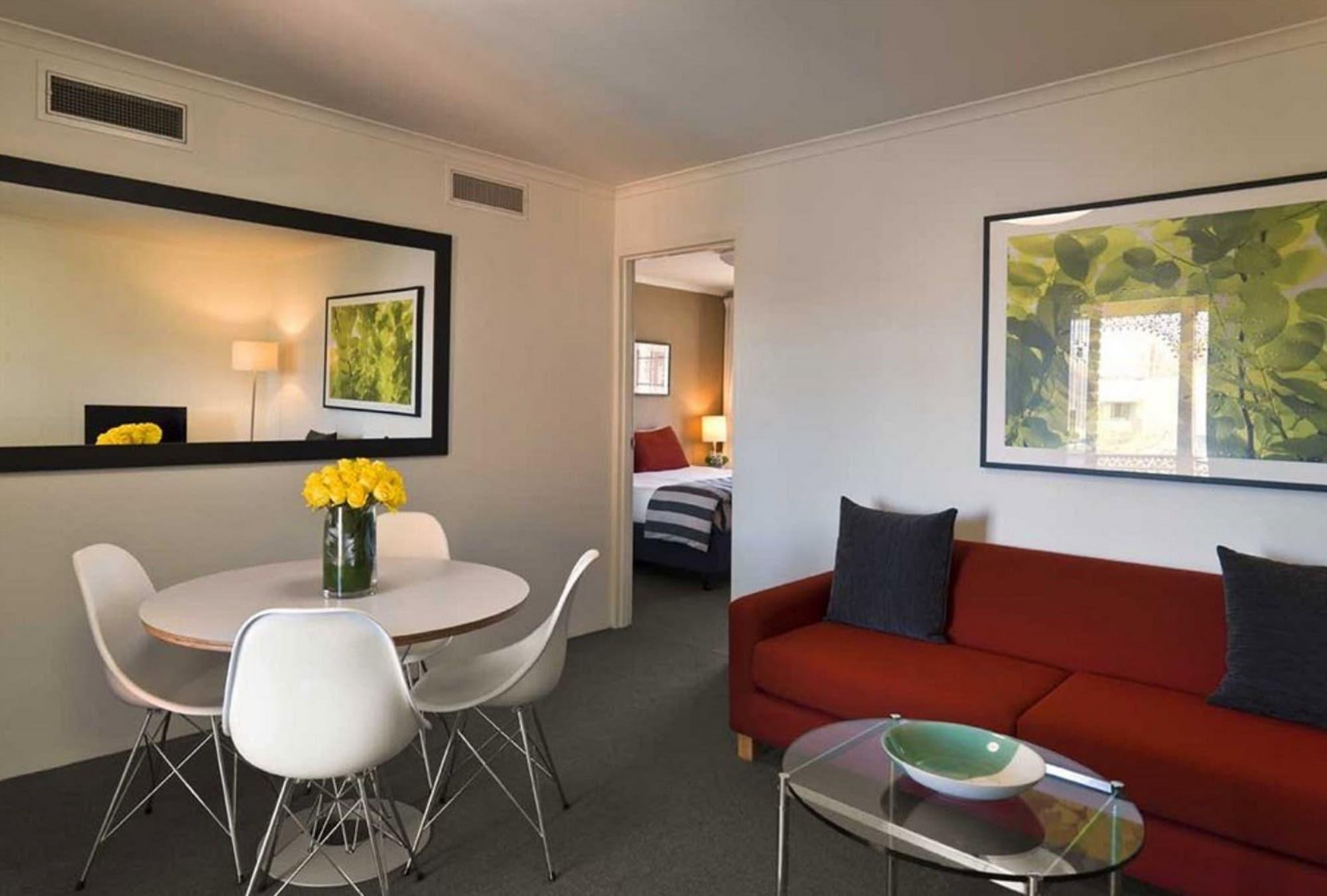 Adina Serviced Apartments Canberra Kingston Exterior foto